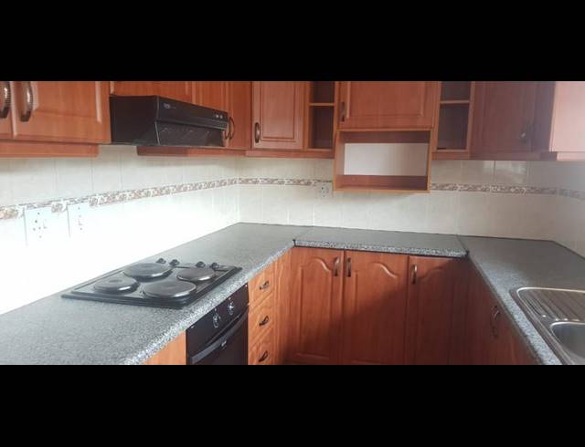 2 BEDROOM APARTMENT FOR SALE IN OVERPORT